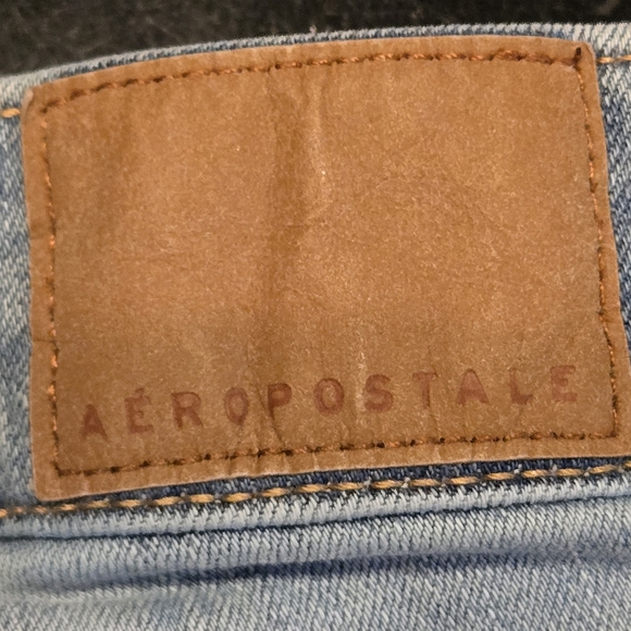 Aeropostale midi distressed jean shorts light blue misses size 4 GUC - Picture 3 of 7